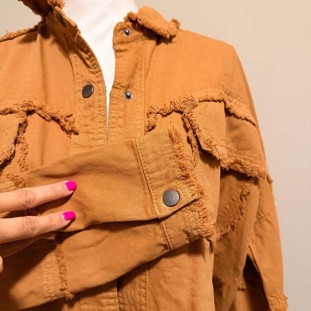 NWT Elan Rock & Roll Camel woman's Shacket Devan in size XS oversized relax fit - Picture 7 of 10